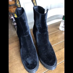 Dr.Martens Women’s velvet Boots